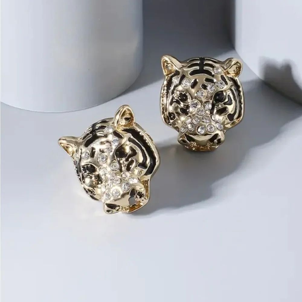18K Gold Plated Lion Rhinestone Stud Earrings
